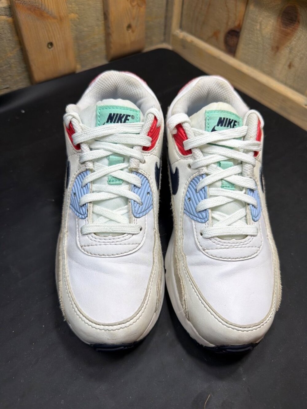 Nike Air Max 90 Youth Boys Sneakers Size 1.5Y White Blue Green DZ2889-100 - Picture 3 of 9